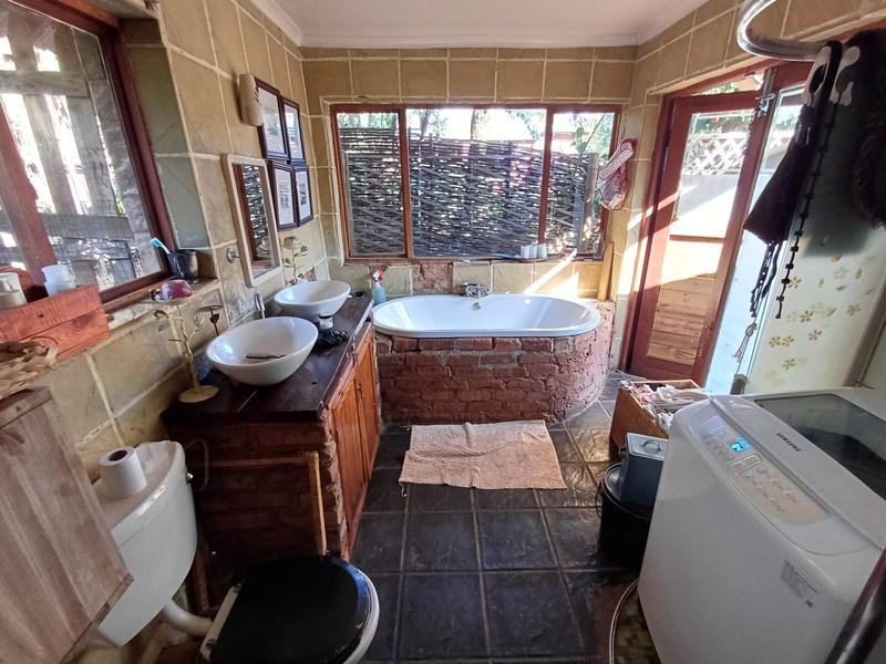 7 Bedroom Property for Sale in Hartbeespoort Rural North West